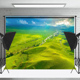 Lofaris Overlooking Magnificent Grassland Scenery Backdrop